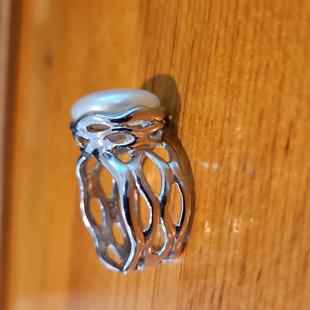 Sterling Silver Openwork Ring with Coin Pearl 8